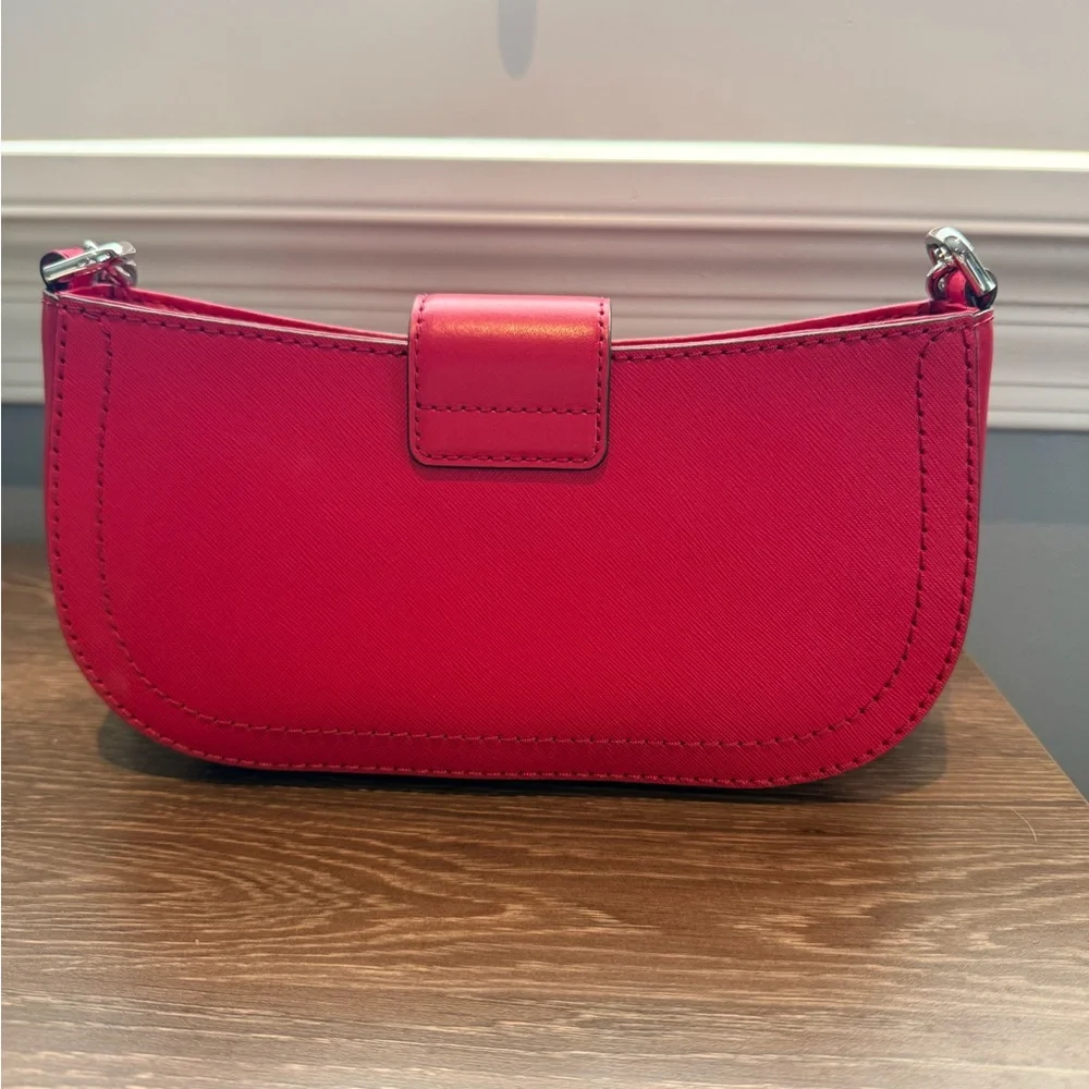 Michael Kors Pink Chain Shoulder Bag - Picture 4 of 9